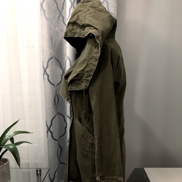 Green Hooded Jacket - Picture 3 of 6